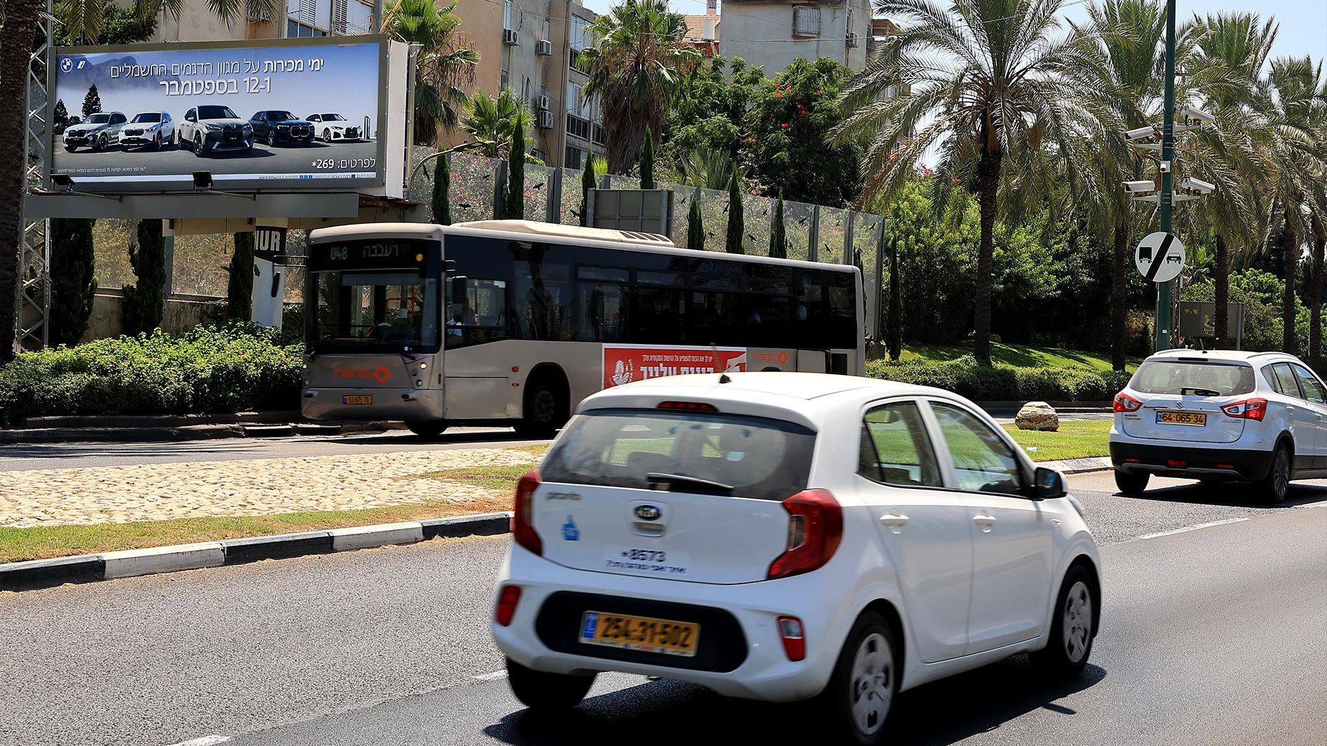 קמפיין bmw | צומת רעננה 9012